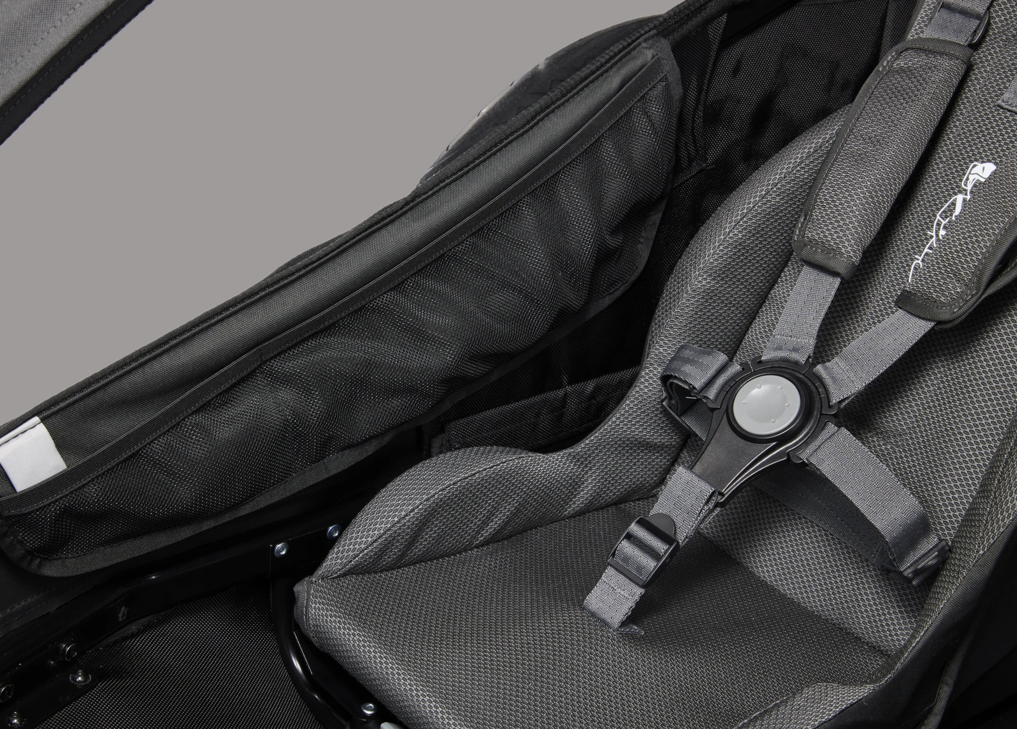 Yuuna modular bike trailer – Kid, Dog, Cargo Moonlight Black 2