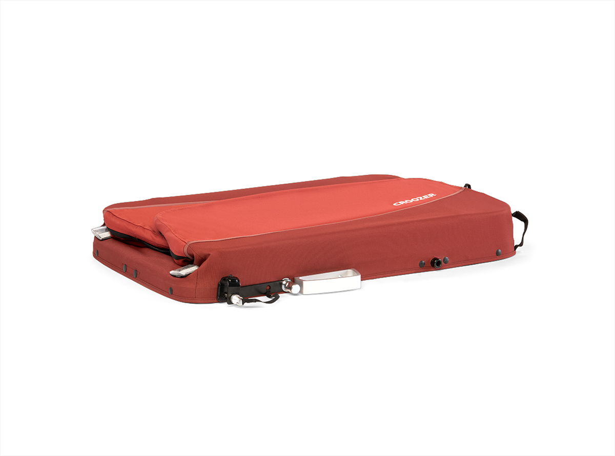 Croozer Cargo Pakko in Lava Red folded - space-saving practical system