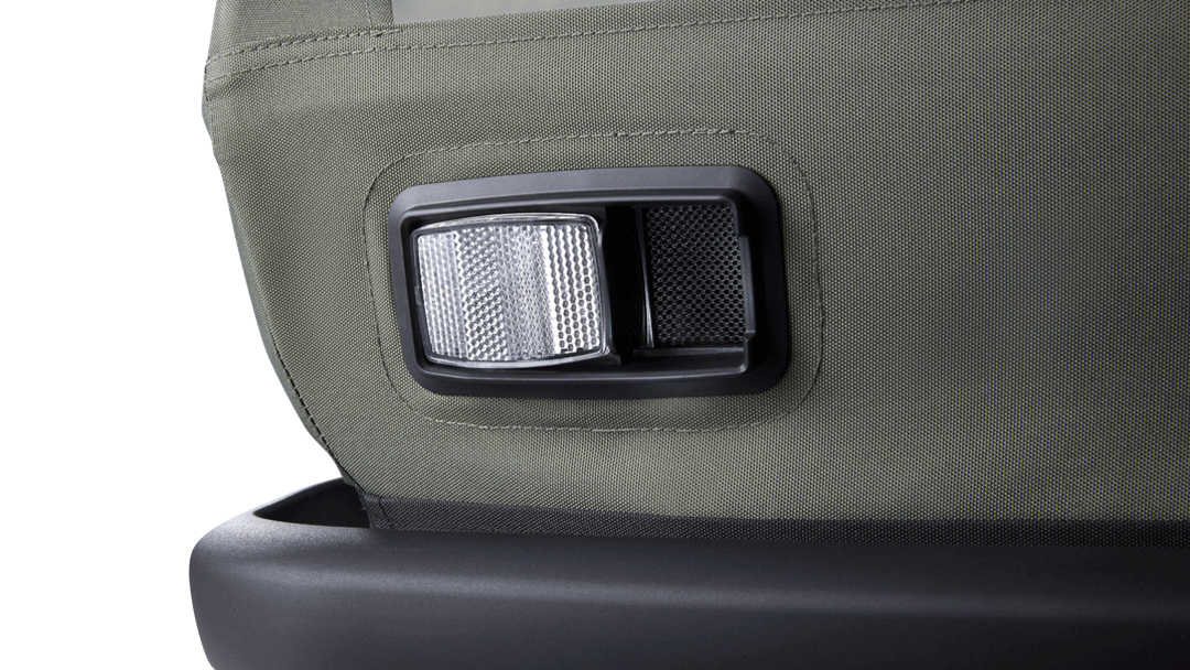 Ellma Croozer Fahrradanhäger Belüftungsfunktion durch Öffnen und Schließen der Belüftungsklappen